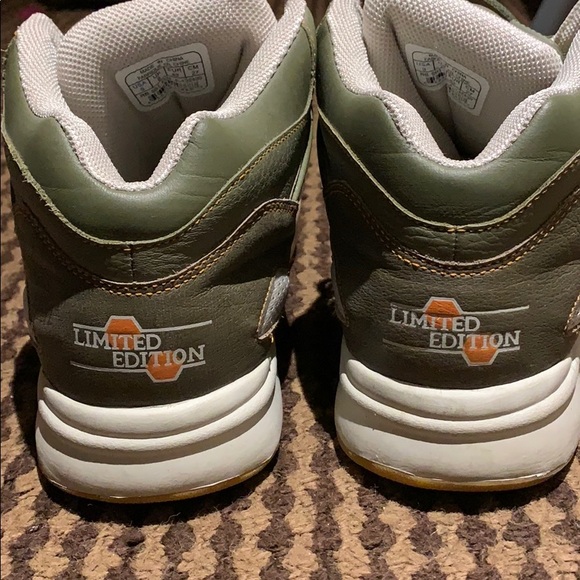 Reebok Pumps- Limited Edition - Picture 5 of 5